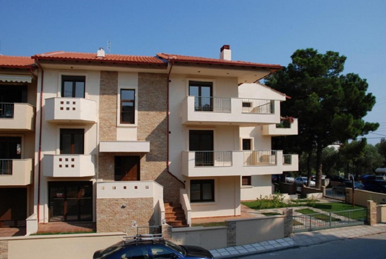 Alexandros Maisonettes & Apartments Nea Moudania Eksteriør billede